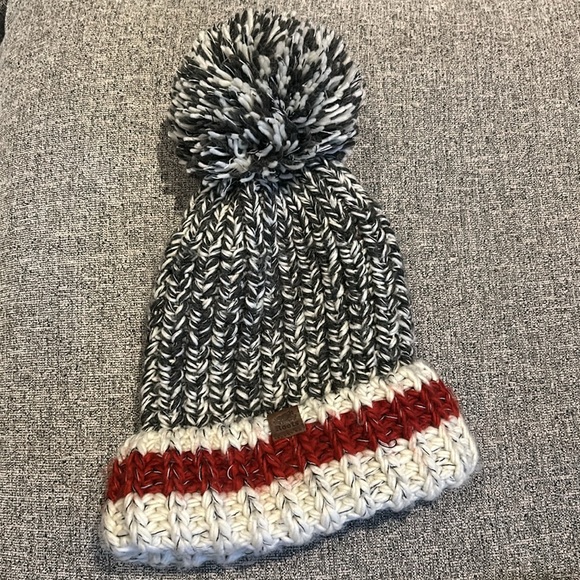 Roots ladies snood/mitts/pompom hat - Picture 3 of 9